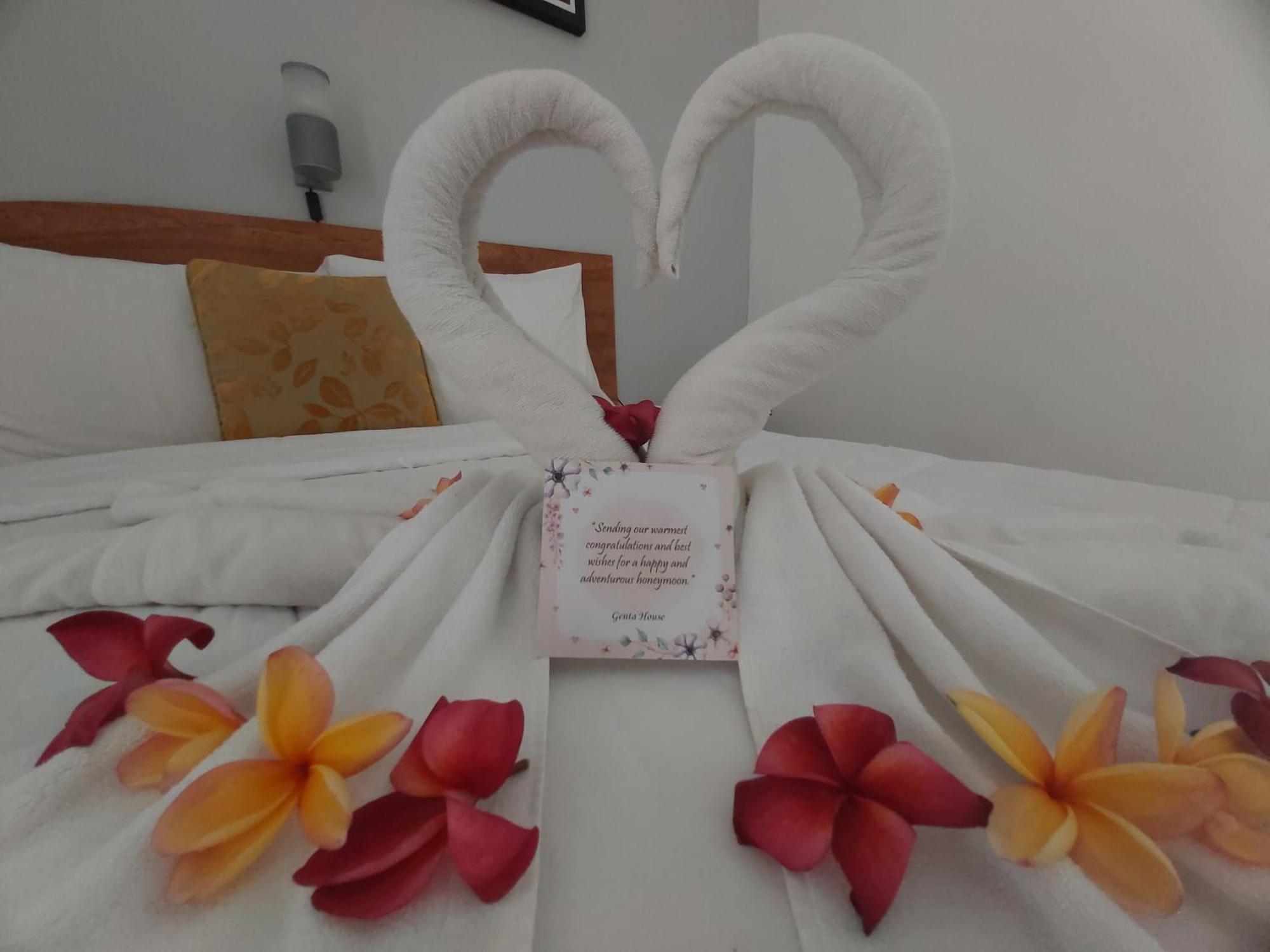 Genta House Hotell Kuta Lombok Eksteriør bilde